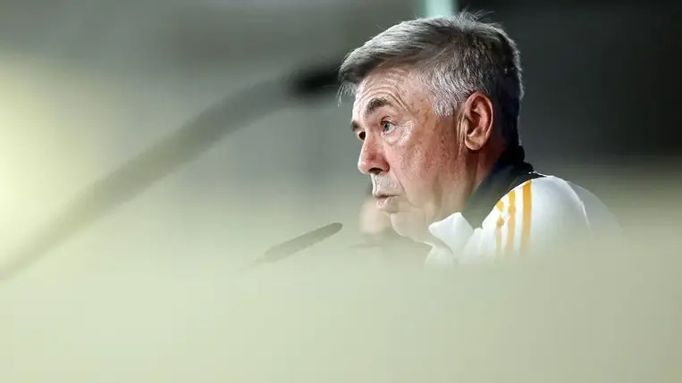 Carlo Ancelotti: Abba kellene hagyni a focit, senki nem akar játszani