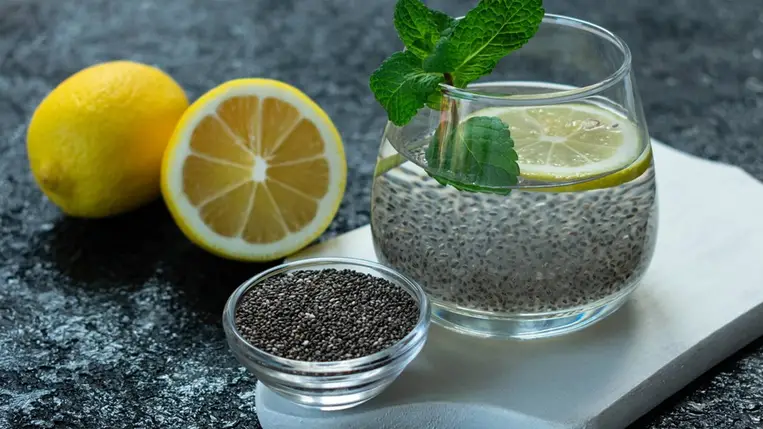 Így készíts emésztésserkentő vizet: a legjobb chiamagos recep