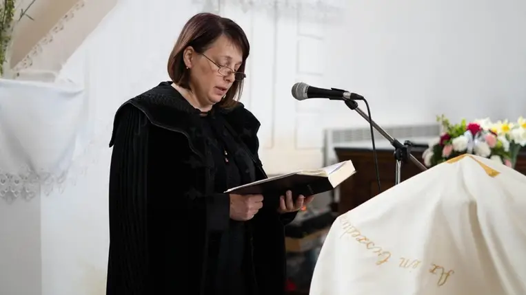 Beszélgetés Páll Lászlóné Gál Irén beregrákosi református lelkésznővel - Isten jól tervezte életemet