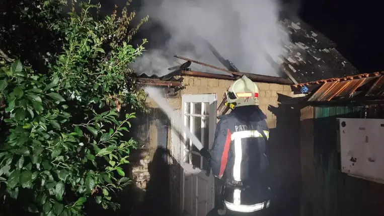 Nagybégányban egy melléképületben keletkezett tűz során életét vesztette egy 66 éves férfi. Fotó: DSZNSZ