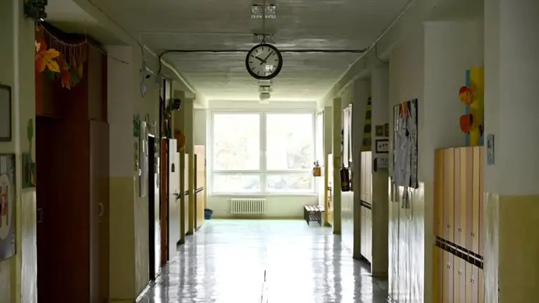 A cseh titkosszolgálat szerint Moszkva áll az iskolai bombafenyegetések mögött