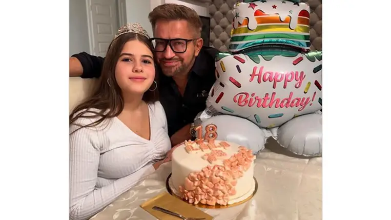 Jákob Zoli lánya 18 éves lett