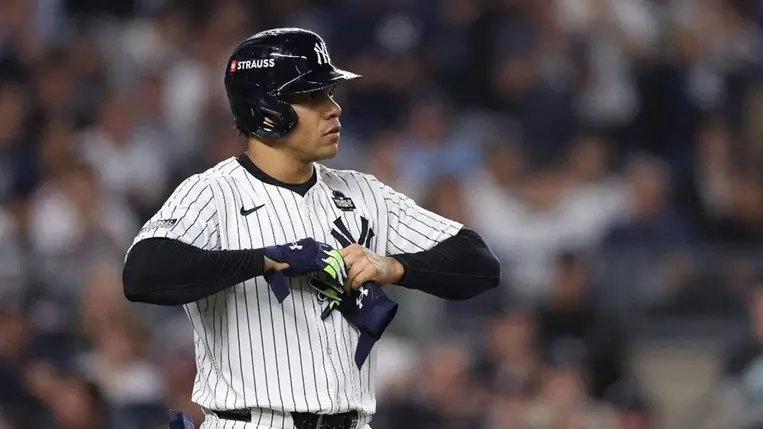 Egy dominikai sztár lett minden idők legjobban fizetett sportolója