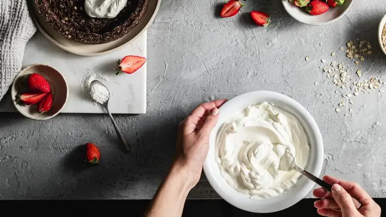 Tökéletes alakra fogyhatsz a joghurt diétával – Mintaétrenddel 