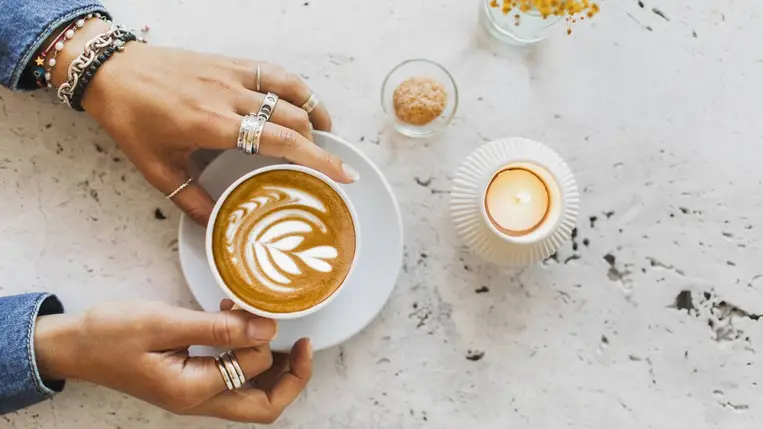 Így segít a fogyásban a kávé: mi az a 7 másodperces kávékapu?