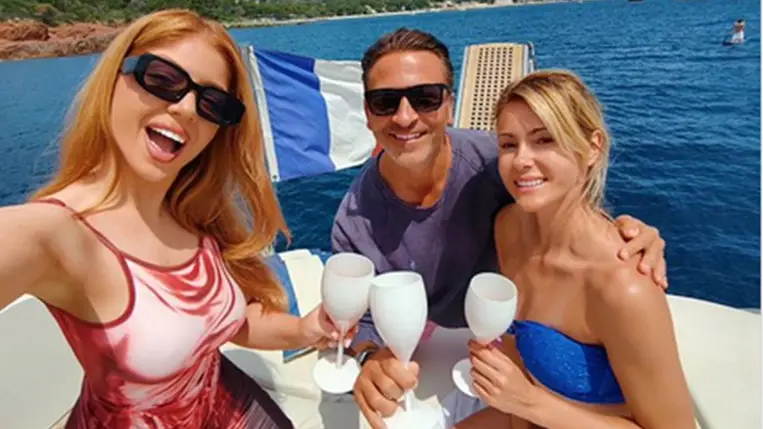 Íme a sztárok plasztikai sebészének felesége bikiniben