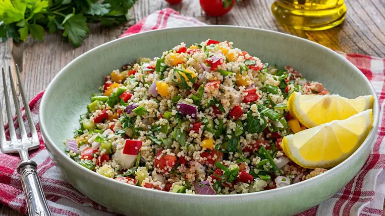 Tele van fehérjével, segít fogyni, és percek alatt elkészül