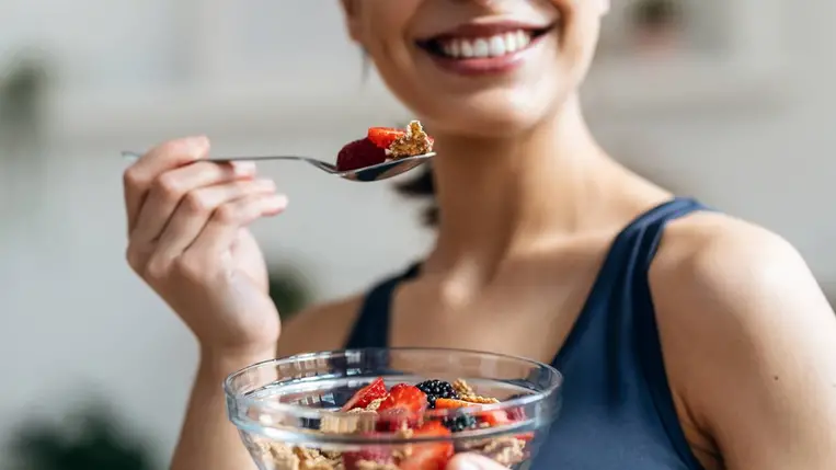 7 melatonintartalmú étel és ital: nem csak a mély alvást segíti ez a hormon