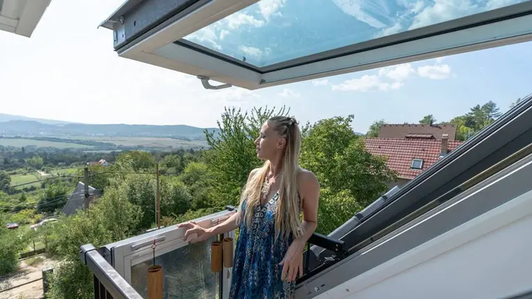 Pásztor Anna álomháza: lenyűgöző a kilátás a Pilisre