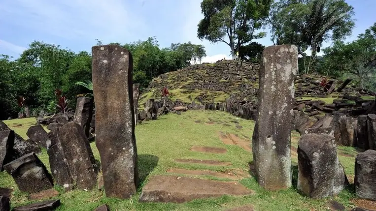 Megdöbbentő: nem ember építette a legősibb piramist 