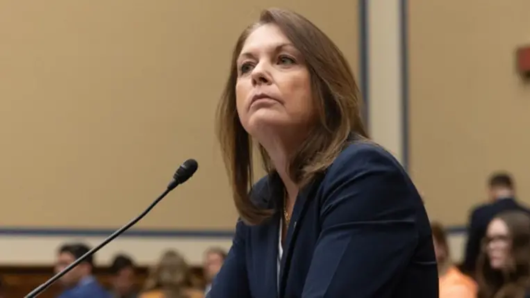 Kimberly Cheatle, az amerikai titkosszolgálat igazgatója a Donald Trump elleni merényletkísérletről szóló meghallgatáson Capitol Hillen, Washingtonban, az Egyesült Államokban, 2024. július 22-én (Fotó: EPA/Michael Reynolds)