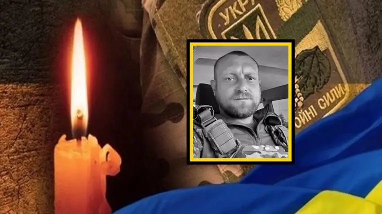 Az orosz-ukrán háborúban elesett Rahó városának lakosa, Mikola Smolnaver. 
