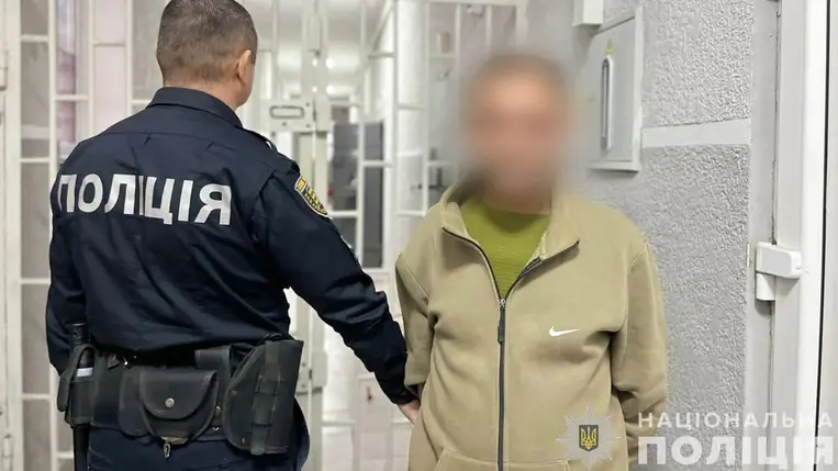 Járókelőre támadt egy büntetett előéletű férfi Munkácson. Fotó: Nemzeti Rendőrség