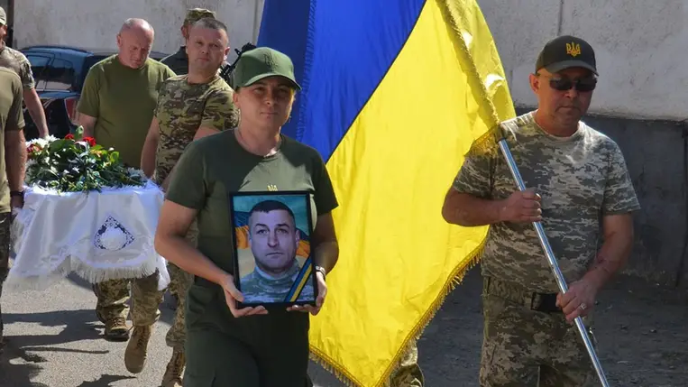 2024. augusztus 31-én Ilosván végső búcsút vettek a háborúban elesett Vitalij Markotól, Fotó: Ilosvai Városi Tanács/Facebook