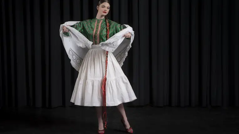 Divat a folklór!- Nagyszabású időszaki kiállítás nyílik a Hagyományok Házában. Fotó: Bézsenyi Zsolt