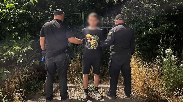 A 19 éves fiú már tizenharmadszor próbálta meg illegálisan átlépni a magyar–ukrán határt. Fotó: Ukrán Állami Határőrszolgálat