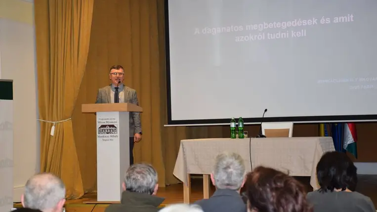 Dr. Oroszi Pál onkológus előadása a Munkácsy Mihály Magyar Házban - Félelem helyett megelőzés, felismerés, kezelés