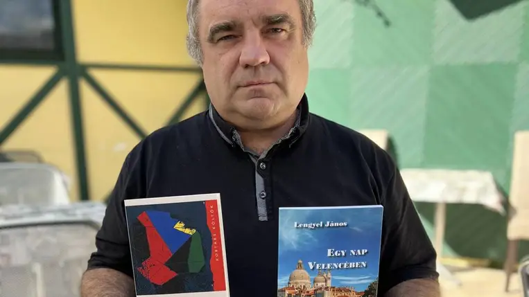 Lengyel János, a könyveivel