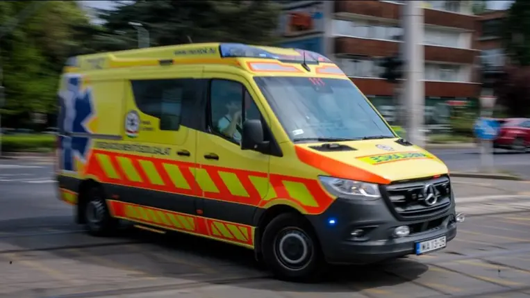  Országos Mentőszolgálat. ( Illusztráció )    