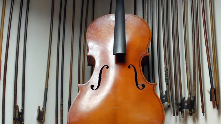 Több mint 11 millió dollárért kelt el a Stradivari arany korszakában készült hegedű. Fotó: MTI/Czimbal Gyula