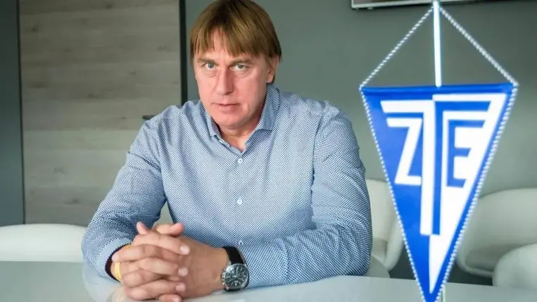Az elnök leköszönt, Sallói István is távozik a ZTE focicsapatától