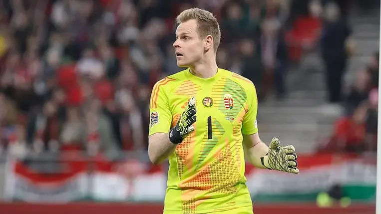 Dibusz Dénes megsérült, új kapus védhet Cristiano Ronaldóék ellen