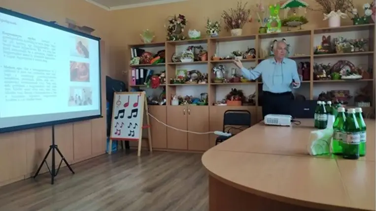 Edukációs programsorozat szülőknek (1.) - „A család, mint a test táplálója és a lélek bölcsője” – nevelésről szülőknek