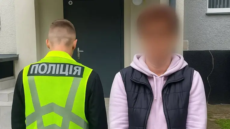 Egy 57 éves ungvári nő pszichotróp gyógyszereket próbált Magyarországról Ukrajnába csempészni. Fotó: Nemzeti Rendőrség