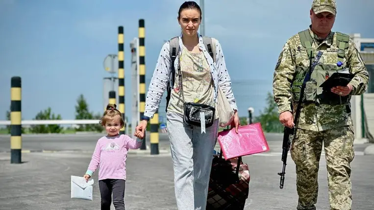 Gyermekekkel történő külföldi utazás – az ukrán határőrség emlékeztet a határátlépés fő szabályaira.Illusztráció. Fotó: Internet