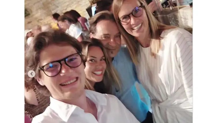 Hajas László ritkán látott lányai: Orsi 41, Bia 32 éves