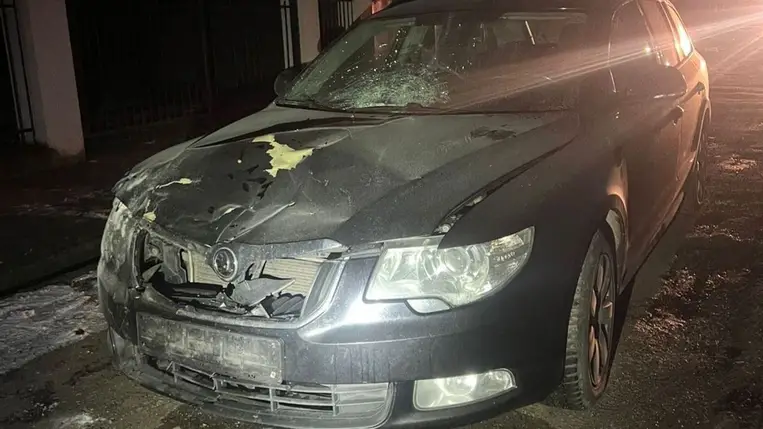 A kárpátaljai rendőrség halálos kerékpáros balesetet vizsgál Nagyberegen. Fotó: Nemzeti Rendőrség