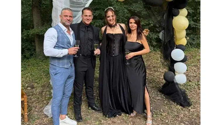 Hujber Feri és 19 évvel fiatalabb felesége esküvői fotói