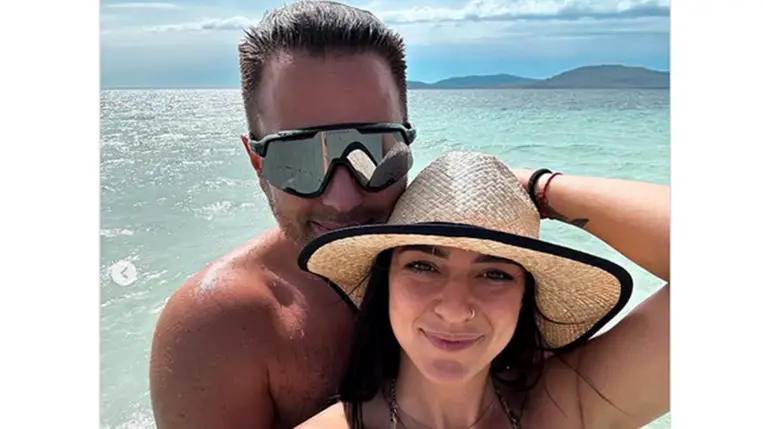 Íme Stana Alexandra Adonisz párja