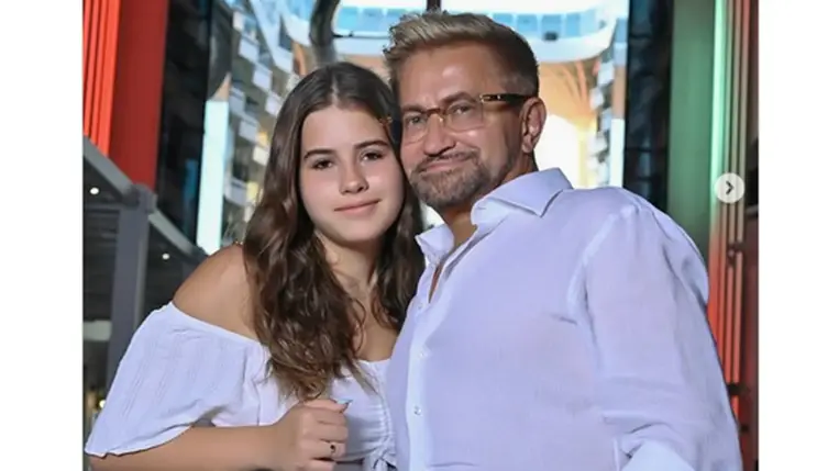 Jákob Zoli 18 éves lánya ilyen szép: együtt mentek luxusnyaralásra Lilivel