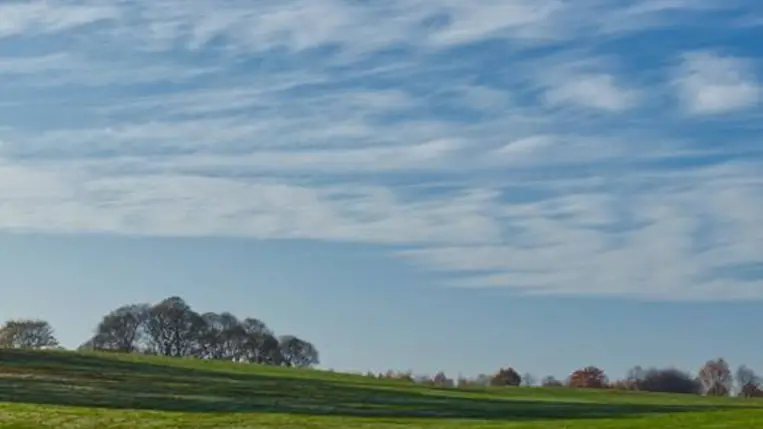Jellemzően napos, gomolyfelhős idő várható a jövő héten