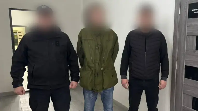 A Técsői Rendőrség leállította egy újabb drogdíler bűnös tevékenységét a járásban. Fotó: Nemzeti Rendőrség