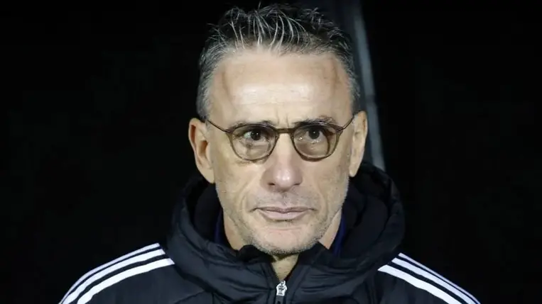 Hiába a győzelem, kirúgták a portugál focikapitányt