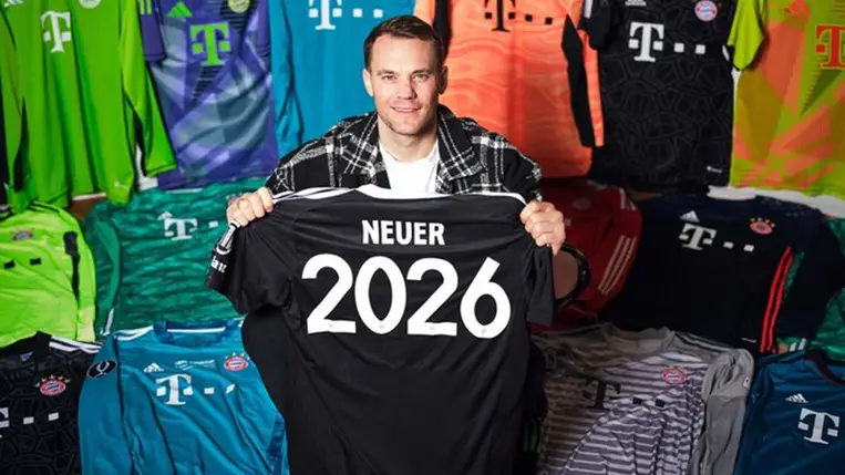 Döntöttek a Bayernnél Manuel Neuer sorsáról