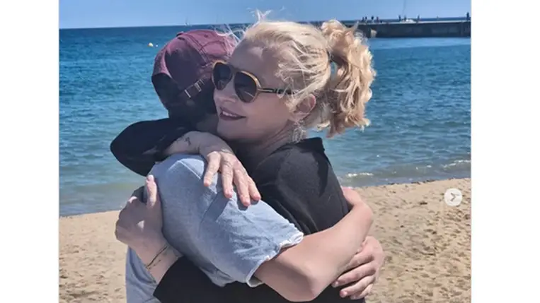 Lilu ritkán látott fiaival: Dávid magas, 15 éves tini, Félix cuki 6 esztendős gyerek