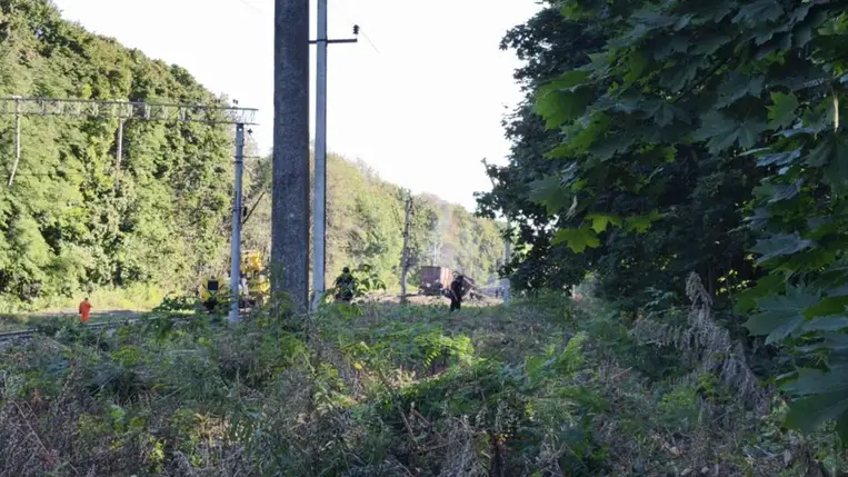 Lőszereket szállító vonatszerelvény robbant fel vasárnap hajnalban Kijev közelében 
