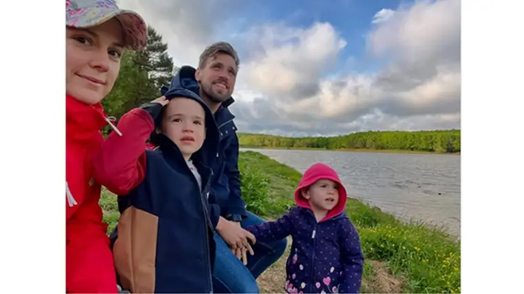 Lovas Rozi 3 éves kislánya szakasztott anyukája a friss képen