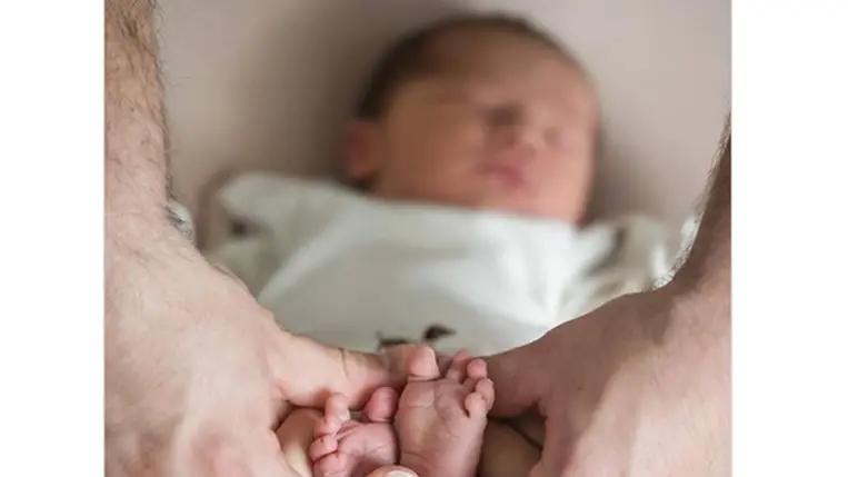 Megszületett Szabó Ádám kisfia: tündéri babafotóval jelentette be