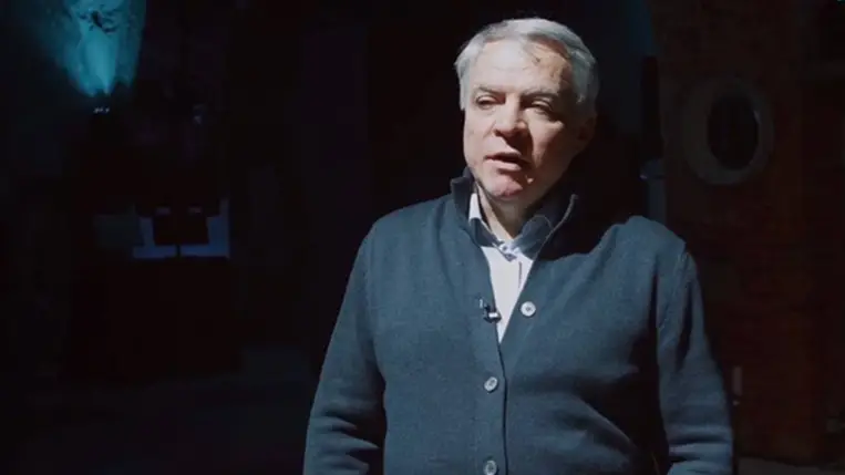 A Transznyefty alelnöke, Andrij Badalov rejtélyes körülmények között zuhant ki egy moszkvai toronyház 17. emeletéről. A hatóságok öngyilkosságra gyanakodnak. Fotó: росЗМІ