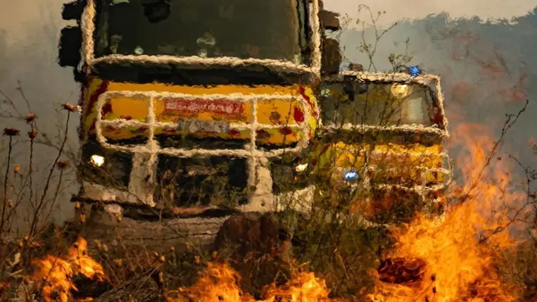 Nem sikerül megfékezni – 75 éve nem pusztított ekkora erdőtűz Franciaországban. Kiemelt kép: MTI/AP/Sécurité Civile