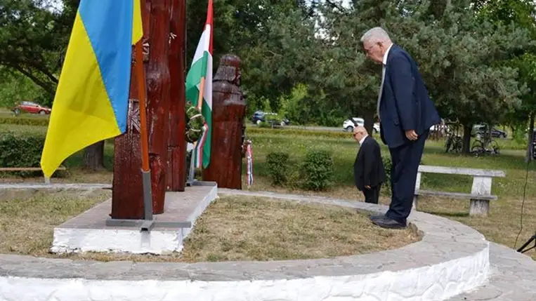 Nemzetalapításunkat ünnepelte Tiszacsomán a kárpátaljai magyarság - Vagyunk, akik voltunk, és leszünk, akik vagyunk!