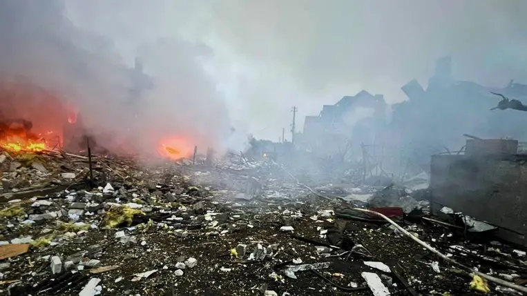 Orosz támadás következményei a Kijevi területen 2025. május 25-én. (Fotó: Rendkívüli Helyzetek Állami Szolgálata / Facebook.com)