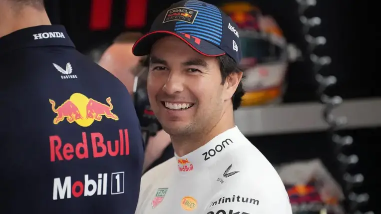 Sergio Pérez visszatér a Forma-1-be!