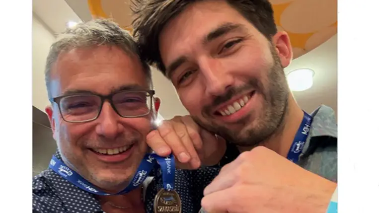 Sváby András legidősebb fia ilyen jóképű