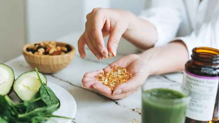 Szakértők szerint ezek a legjobb vitaminok 50 év feletti nőknek