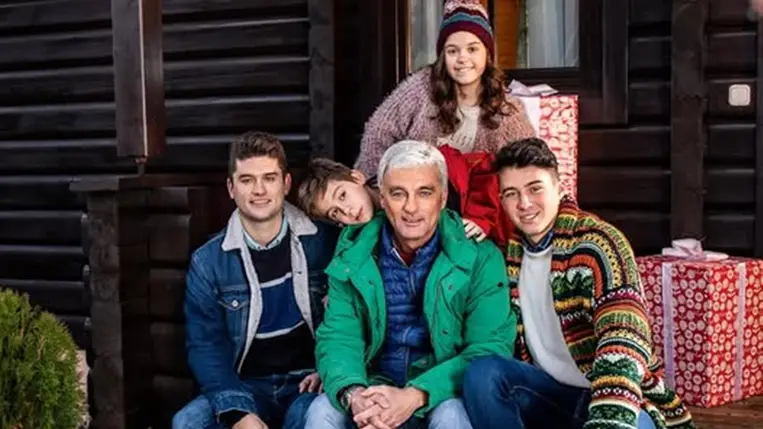 Szellő István 4 gyereke egy képen: felnőtt fiai ennyire jóképűek
